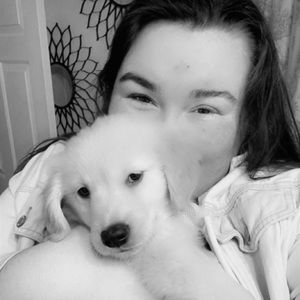 Meet your Posher, Dee